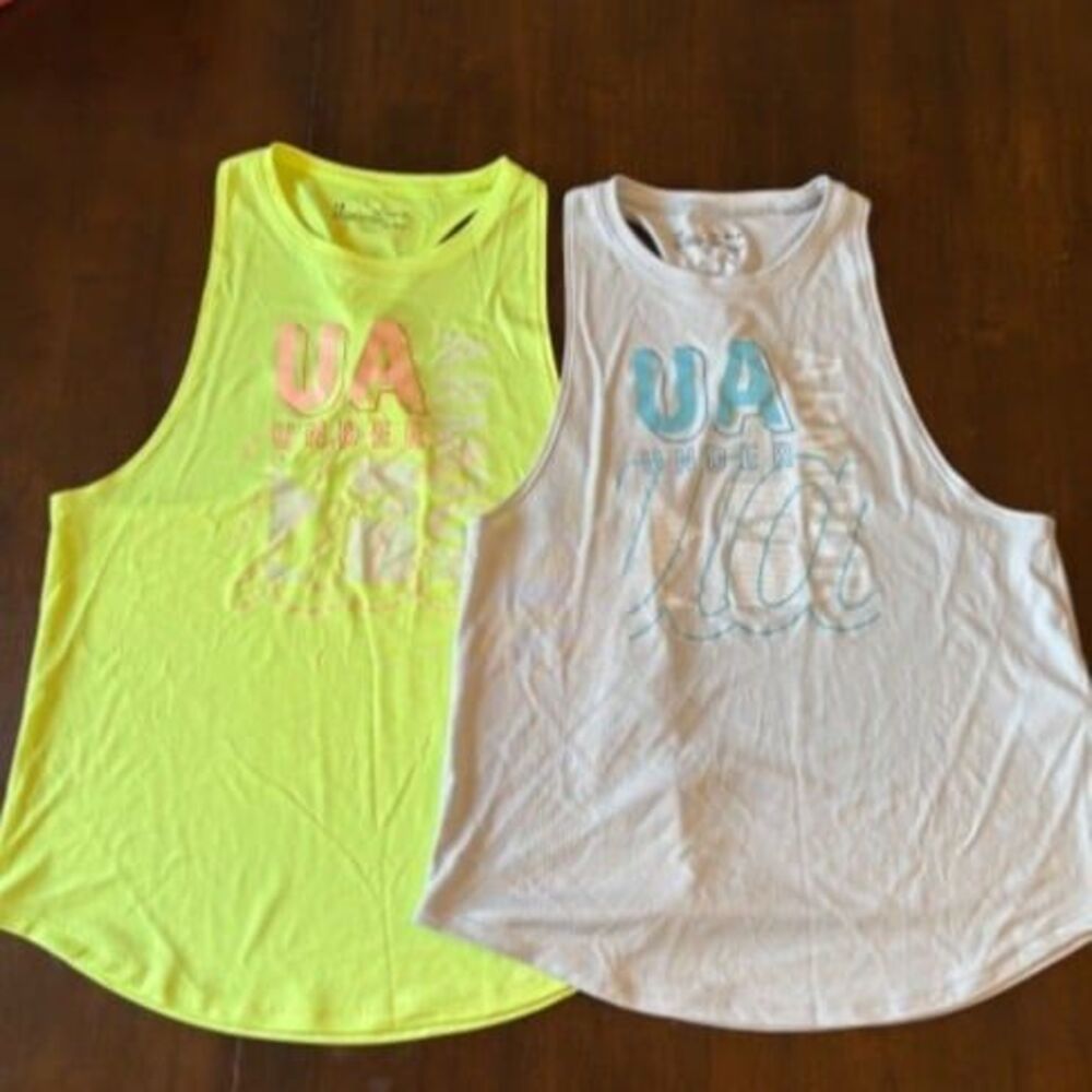 Under Armor racer back tank top, size YXL, Athletic breathable heat gear neon